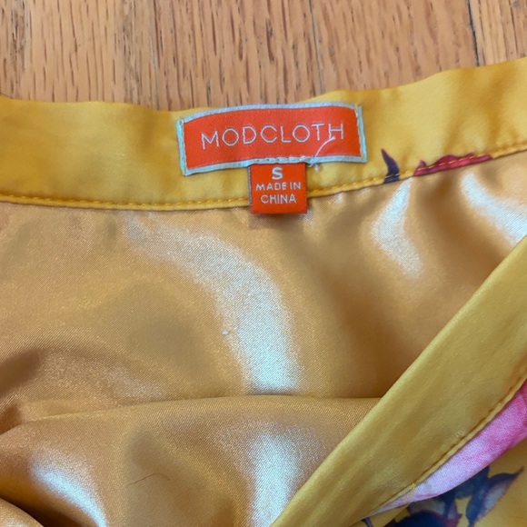 ModCloth Yellow Floral Circle Skirt with Pink & Red Roses - Picture 3 of 6